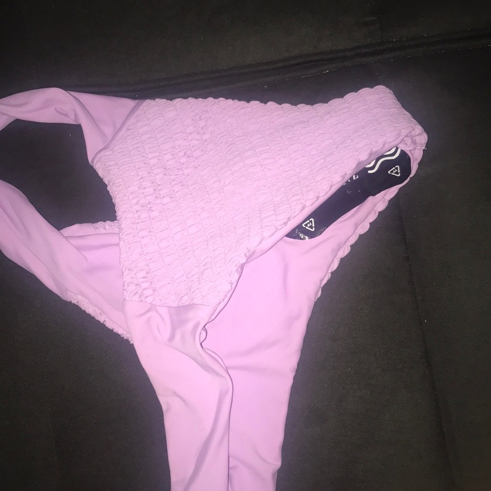 Perfect bikini - Picture 2 of 3